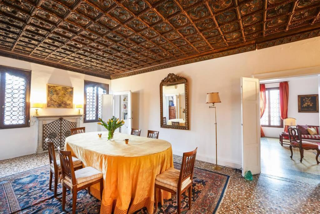 Ca' Fenice, Charming Apartment In San Marco, Sleep 7 Venise Extérieur photo